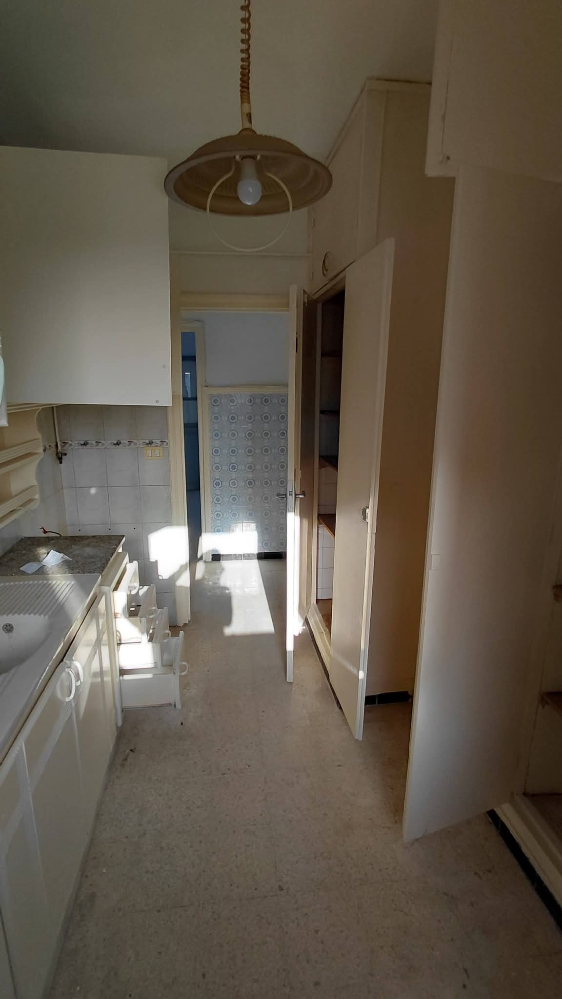 Cite El Khadra&nbsp;Cite El Khadra&nbsp;Location&nbsp;Appart. 3 pi�ces&nbsp;S plus 2 a la cit� el khadhra wb4450