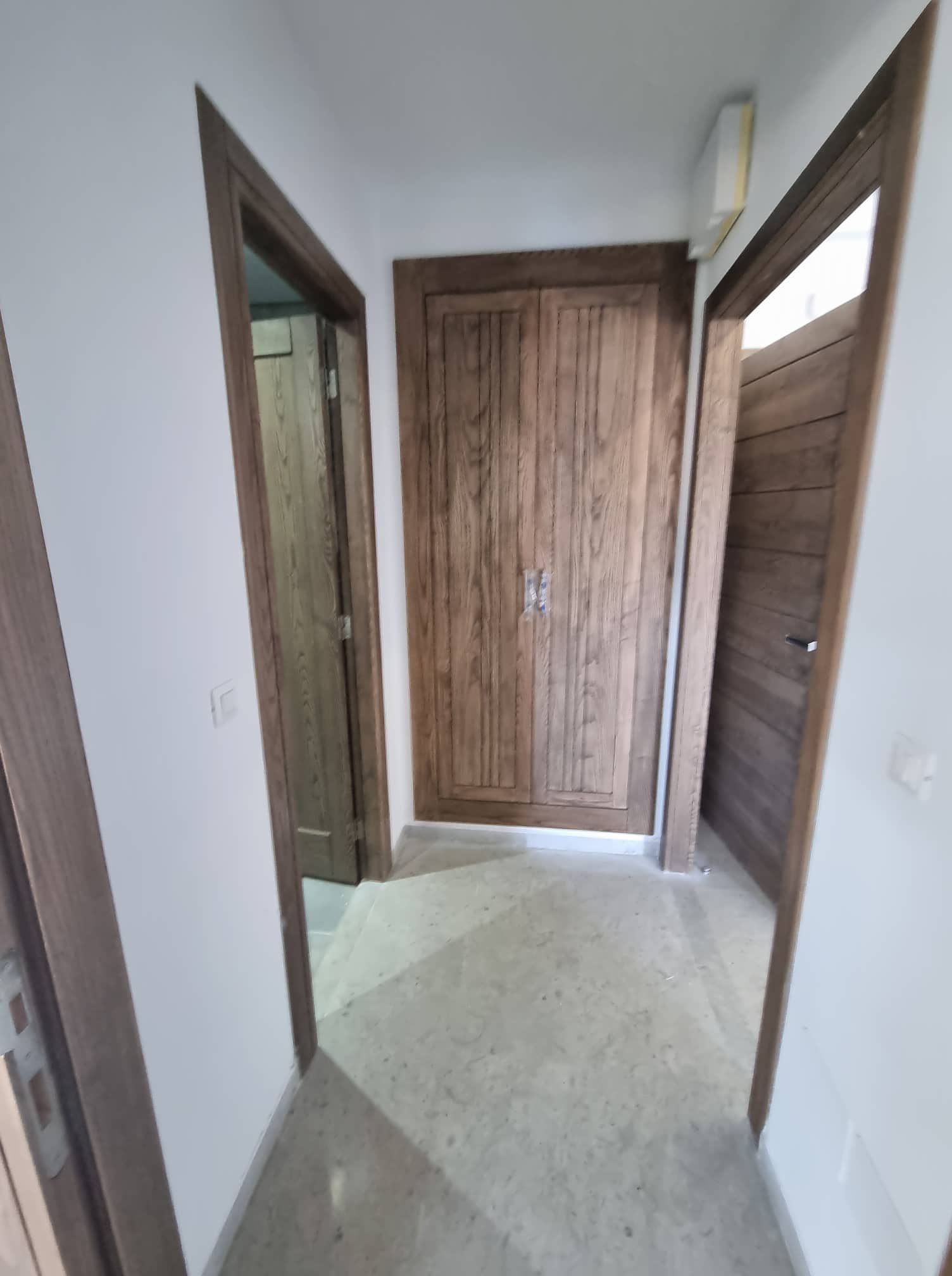 Ain Zaghouan&nbsp;Jardins de Carthage&nbsp;Location&nbsp;Appart. 3 pi�ces&nbsp;S plus deux bien orient� aux jardins de carthage