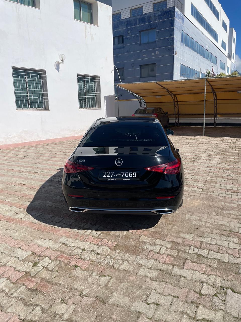Fouchana&nbsp;Meghira Centre&nbsp;Mercedes&nbsp;C&nbsp;Mercedes benz noire