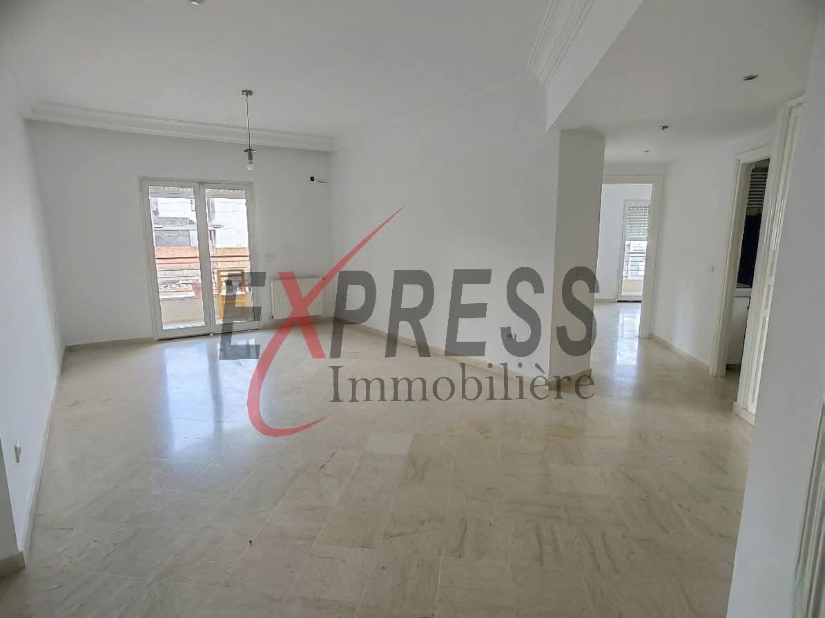 Mnihla&nbsp;Jardins d'el Menzah&nbsp;Location&nbsp;Appart. 3 pi�ces&nbsp;Appartement s2 � jardin menzah 2