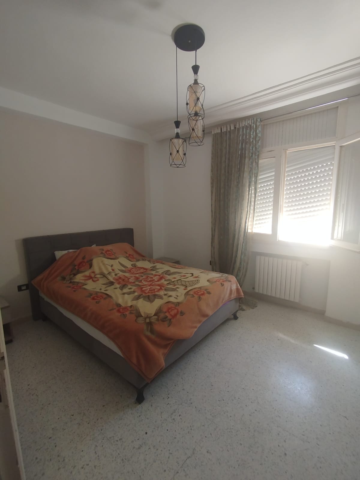 La Marsa&nbsp;El Aouina&nbsp;Vente&nbsp;Appart. 3 pi�ces&nbsp;Un vaste appartement s2 � cit� wahat el aouina