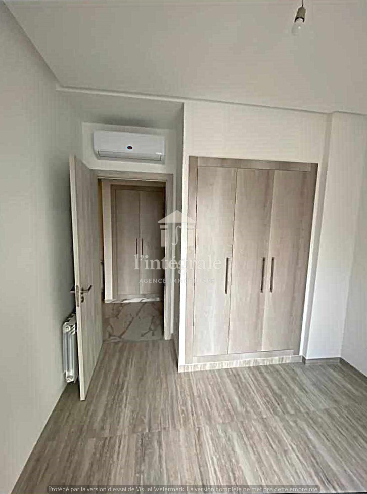 Ariana Ville&nbsp;Cite Ennasr 2&nbsp;Location&nbsp;Appart. 2 pi�ces&nbsp;Superbe s1 haut standing