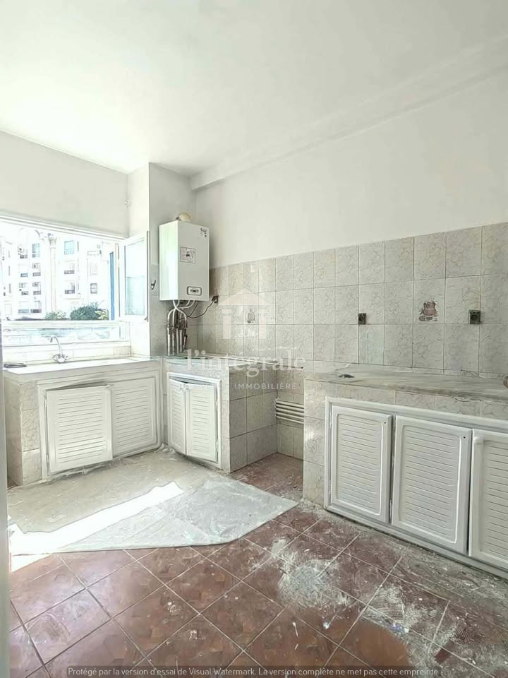 Ariana Ville&nbsp;Riadh Landlous&nbsp;Location&nbsp;Appart. 5 pi�ces+&nbsp;Spacieux s4 riadh andalous