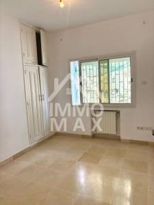 Ariana Ville&nbsp;El Menzah 6&nbsp;Location&nbsp;Maisons&nbsp;A  un triplex  el menzah 6 s4 ref142a