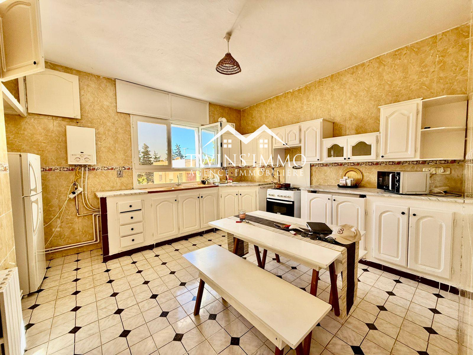 La Marsa&nbsp;Marsa Safsaf&nbsp;Location&nbsp;Appart. 3 pi�ces&nbsp;Etage de villa s3 meubl� � la marsa ville