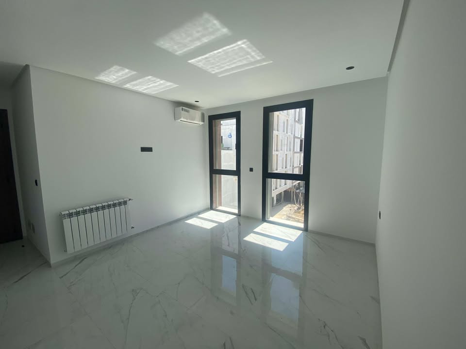 La Soukra&nbsp;La Soukra&nbsp;Vente&nbsp;Appart. 2 pi�ces&nbsp;S2 moderne avec suite parentale