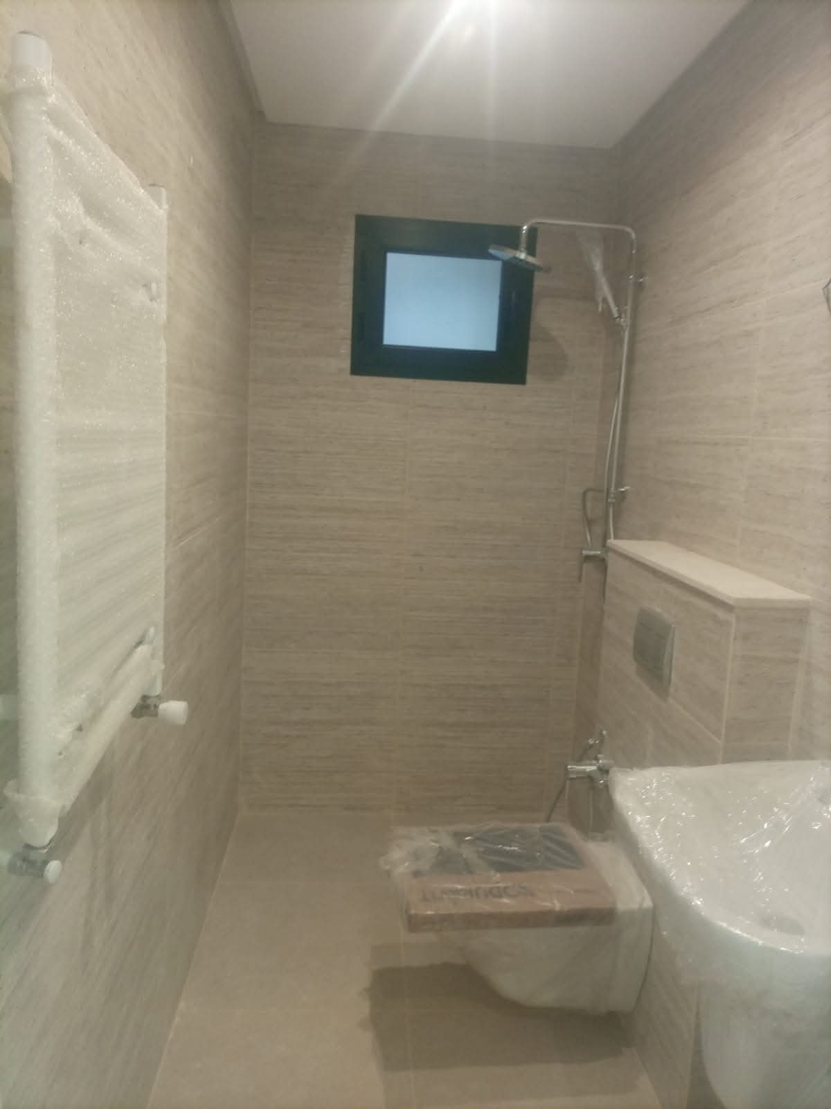 Mnihla&nbsp;Jardins d'el Menzah&nbsp;Vente&nbsp;Maisons&nbsp;R�sidence priv�e nouvellement construite