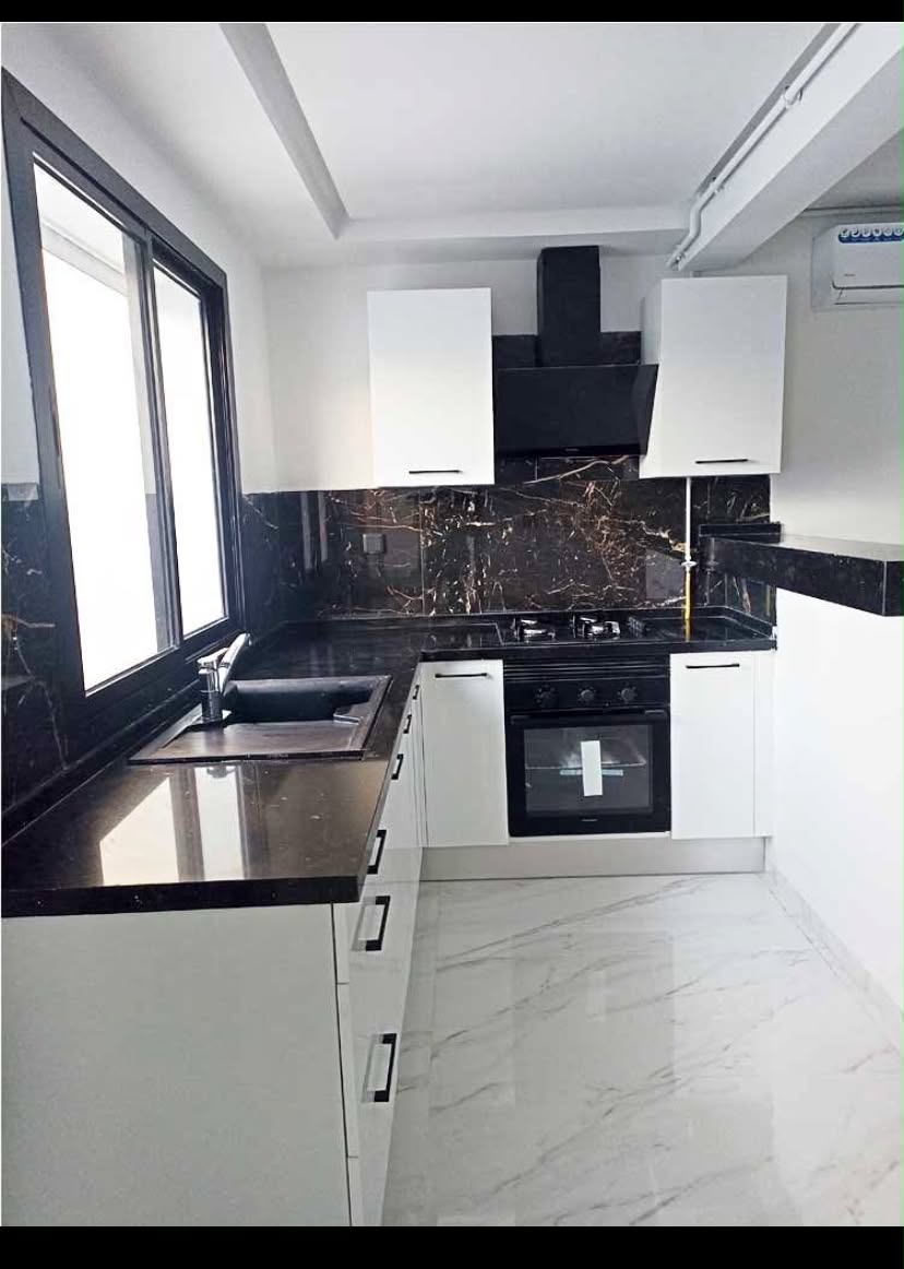 La Marsa&nbsp;El Aouina&nbsp;Vente&nbsp;Appart. 1 pi�ce&nbsp;S plus 1 jamais habit�e hst avec ppss