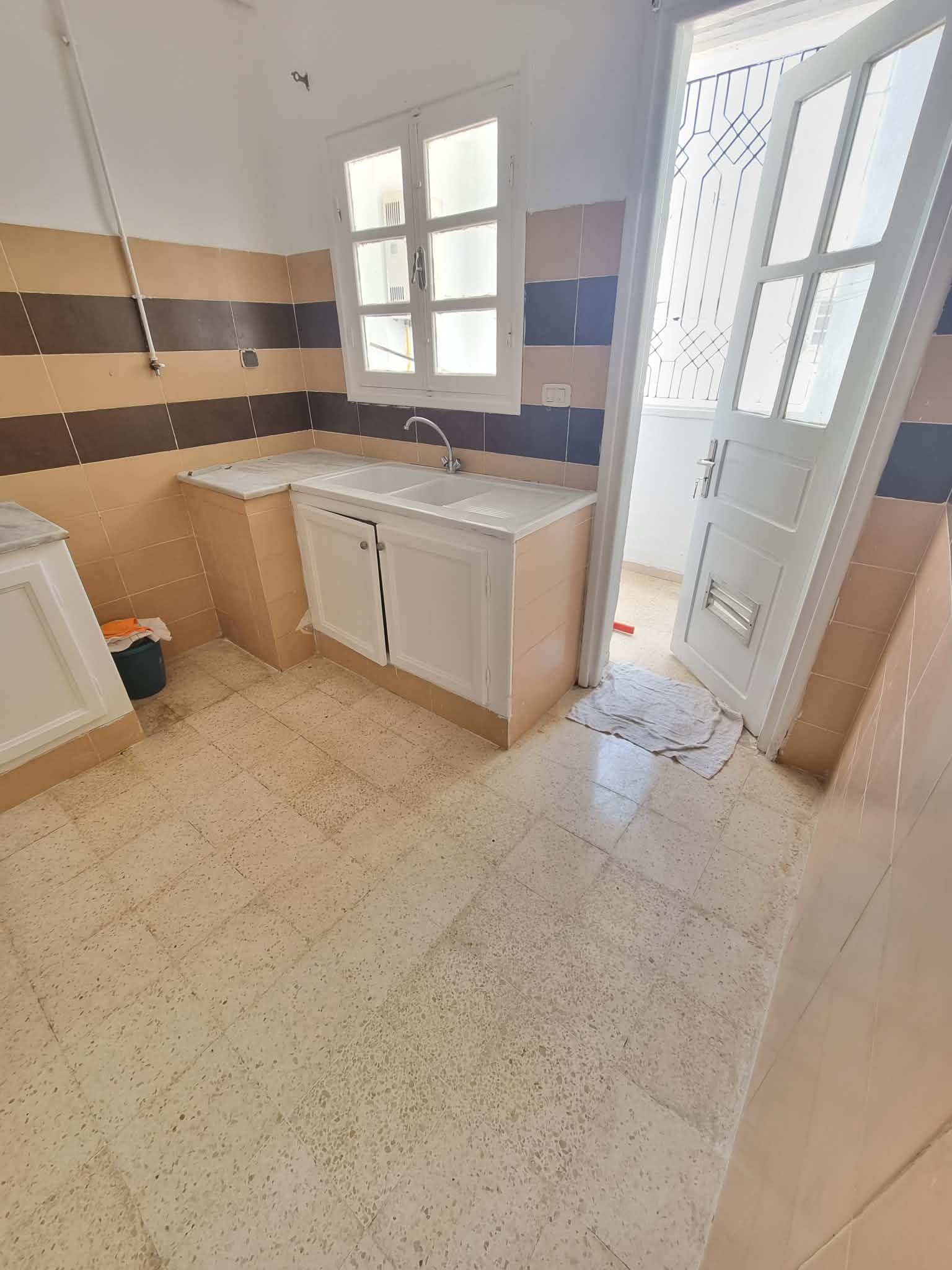 Raoued&nbsp;Cite Ennour Jaafar&nbsp;Location&nbsp;Appart. 3 pi�ces&nbsp;Bel appartement s2 retap�