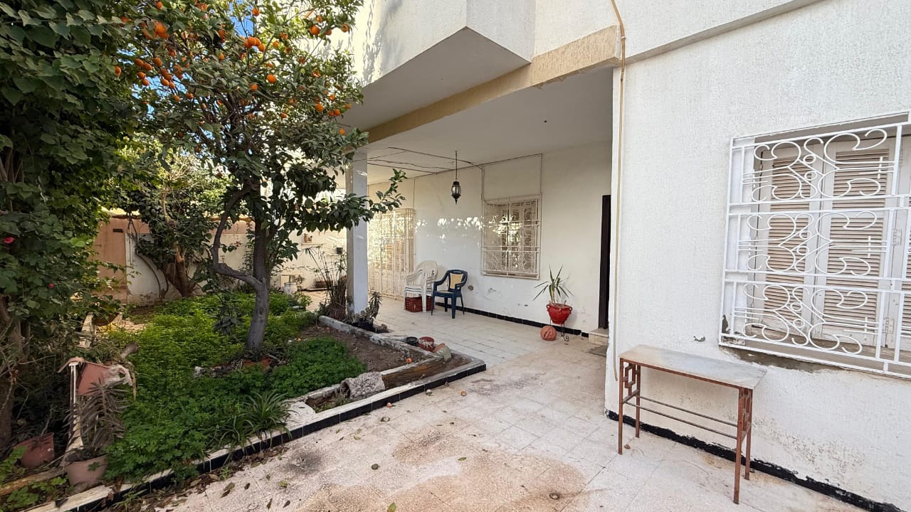 La Soukra&nbsp;Borj Louzir&nbsp;Vente&nbsp;Maisons&nbsp;Villa de deux �tages ind�pendants borj louzir