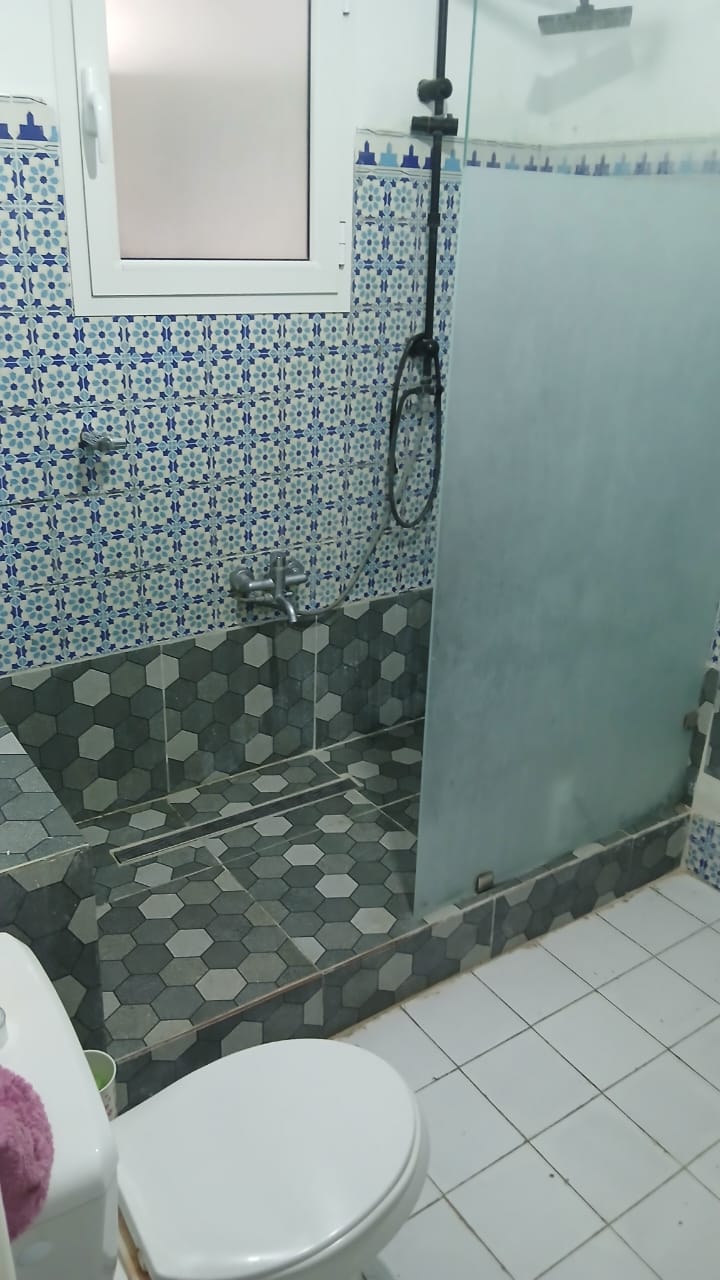 Ariana Ville&nbsp;Riadh Landlous&nbsp;Location&nbsp;Appart. 4 pi�ces&nbsp;S plus 3 vide a riadh landalos wb4472