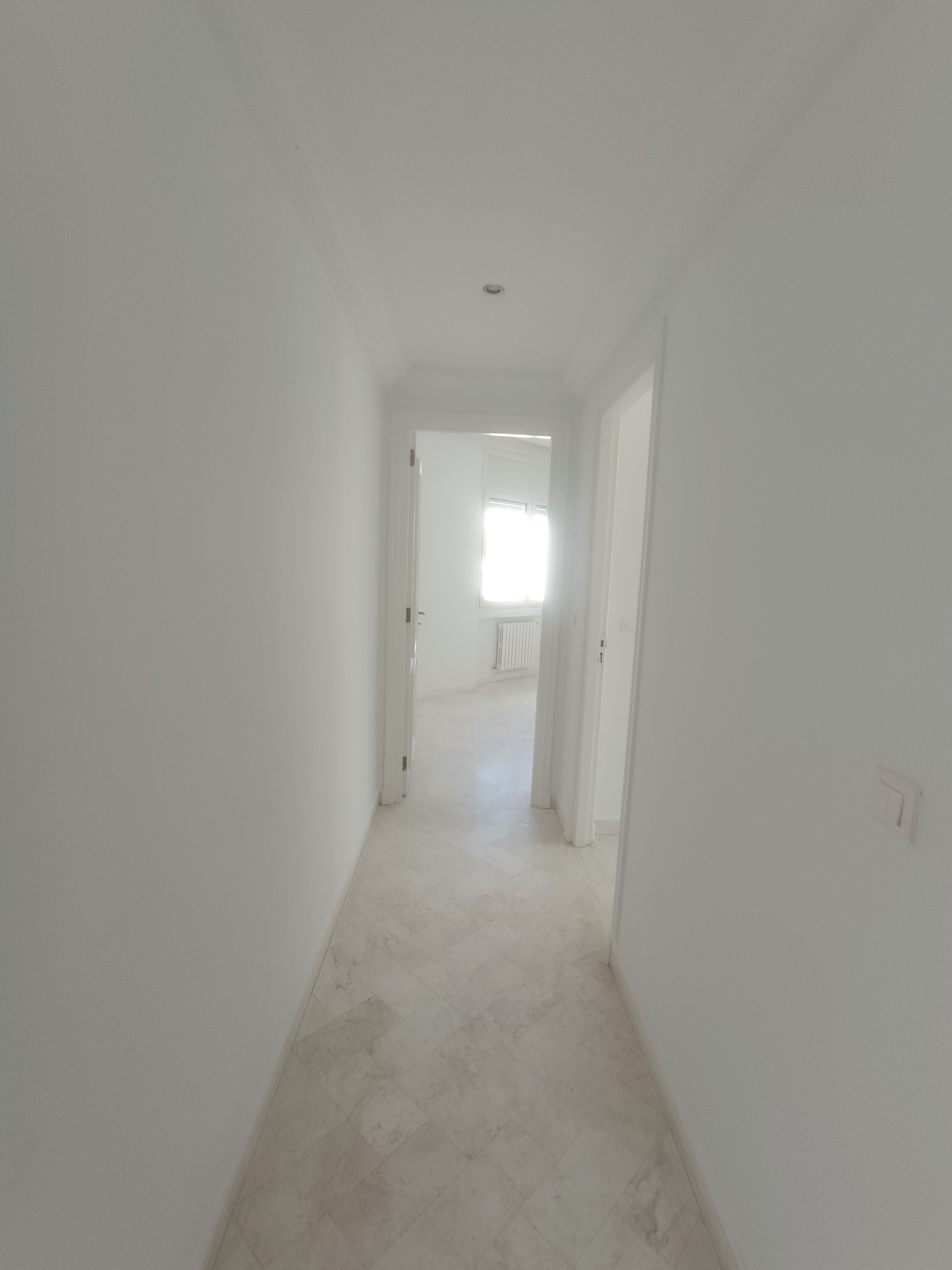 La Marsa&nbsp;Berge Du Lac&nbsp;Vente&nbsp;Appart. 3 pi�ces&nbsp;Bonne affaire appart s2 avec pkg ss sol et cellier