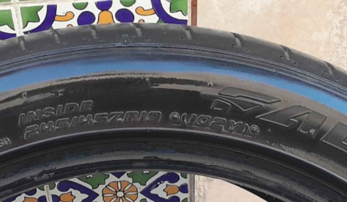 La Soukra&nbsp;Dar Fadhal&nbsp;Pneus et Jantes&nbsp;Pneus&nbsp;Pneu comme neuf