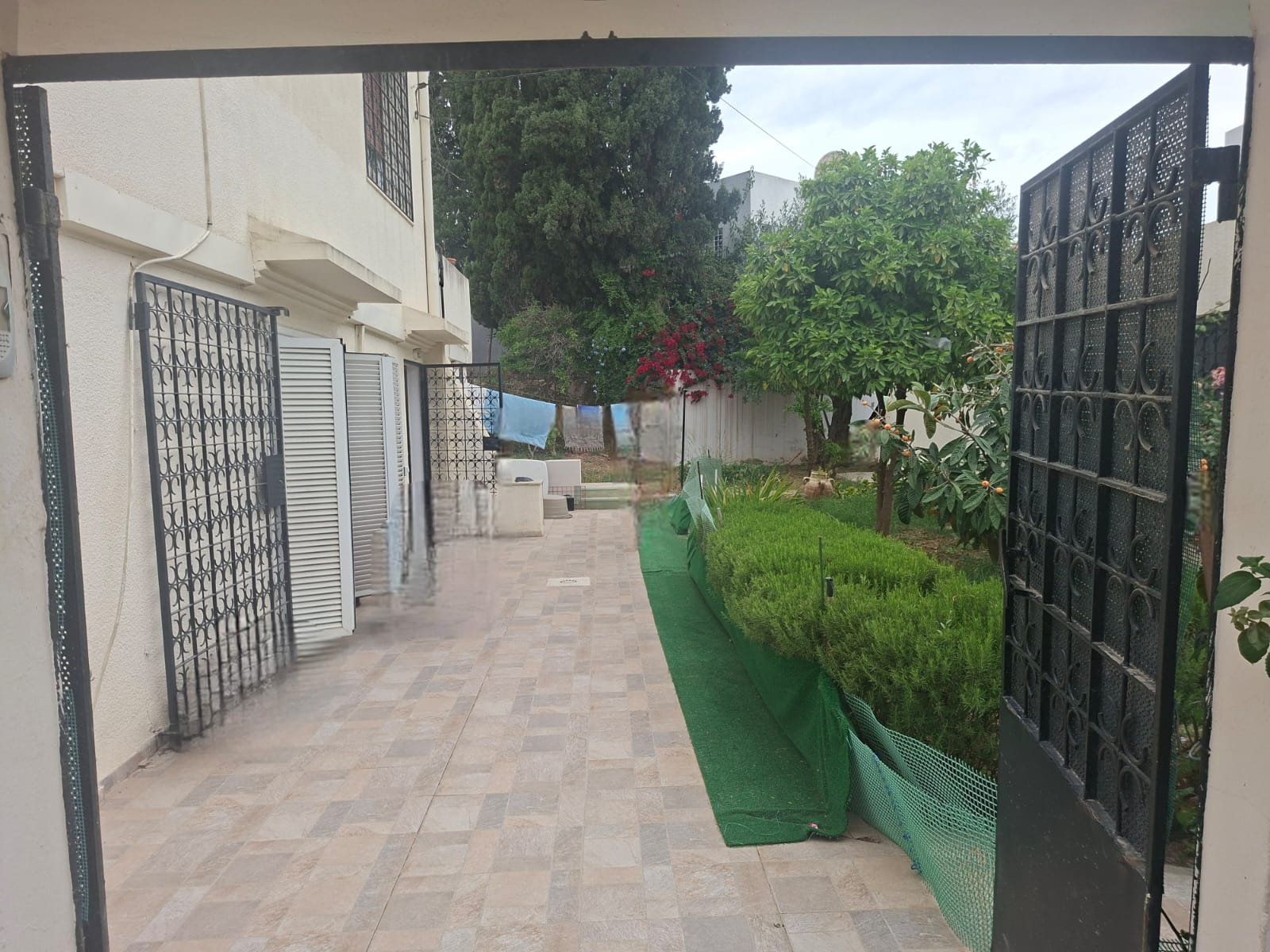 El Menzah&nbsp;Mutuelle Ville&nbsp;Location&nbsp;Appart. 4 pi�ces&nbsp;Rez de jardin � mutuelle ville