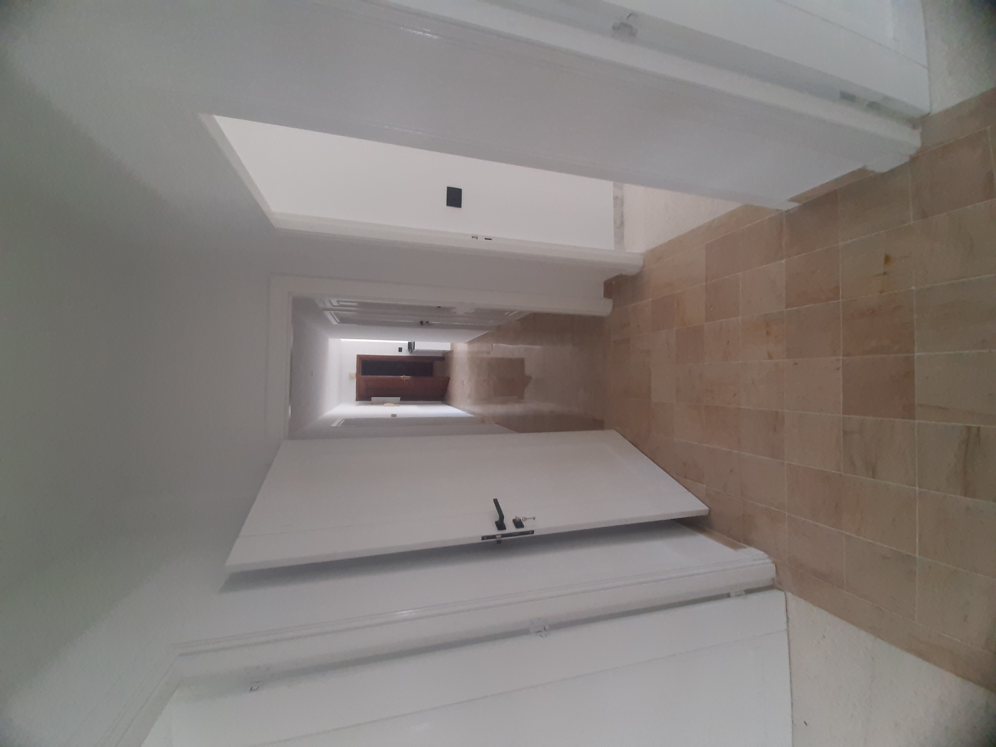 Ariana Ville&nbsp;Cite Ennasr 2&nbsp;Vente&nbsp;Appart. 5 pi�ces+&nbsp;Ennasr 2 spacieux appt s4 bien situ�