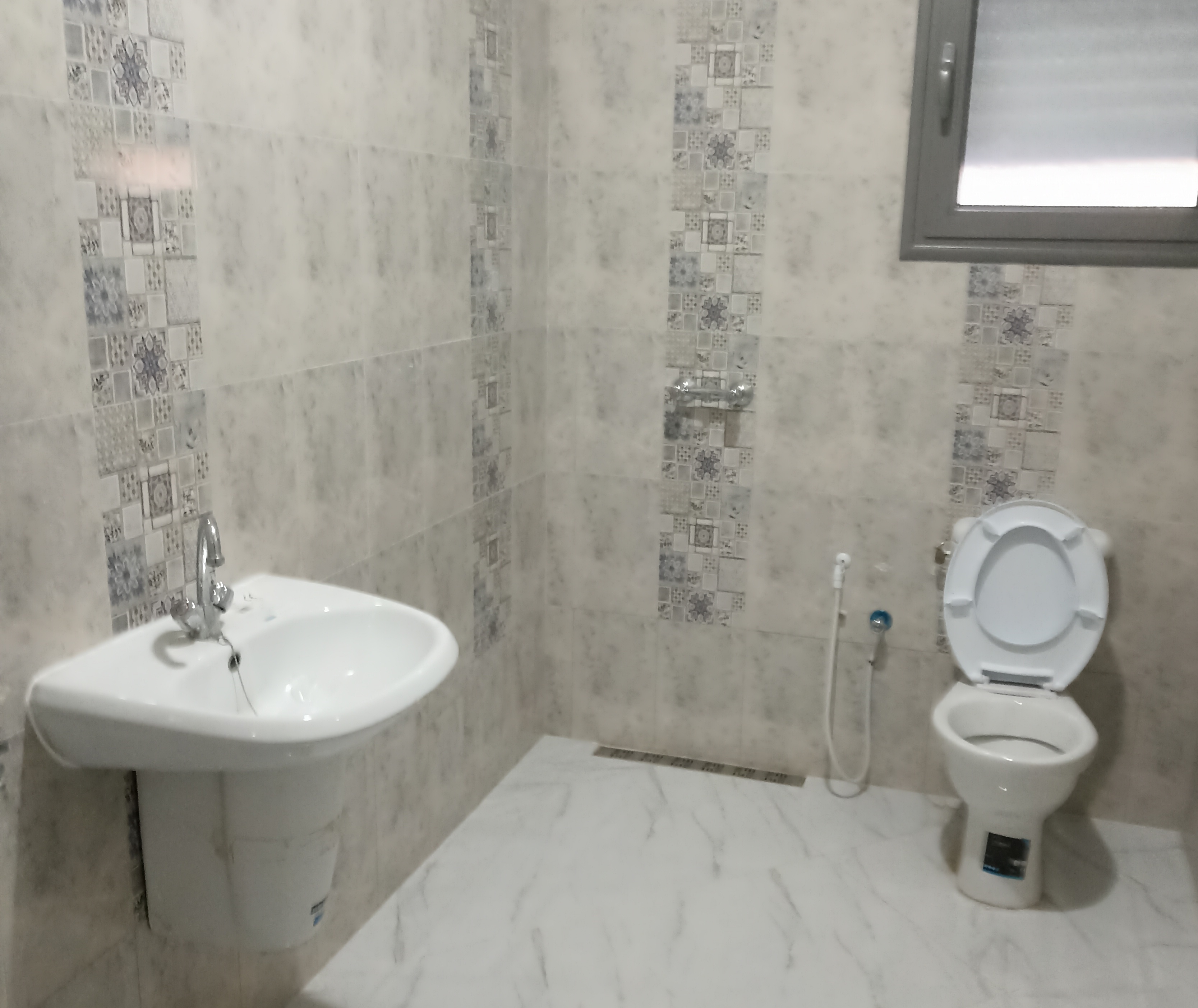 El Mourouj&nbsp;El Mourouj&nbsp;Location&nbsp;Appart. 2 pi�ces&nbsp;A ne pas rater