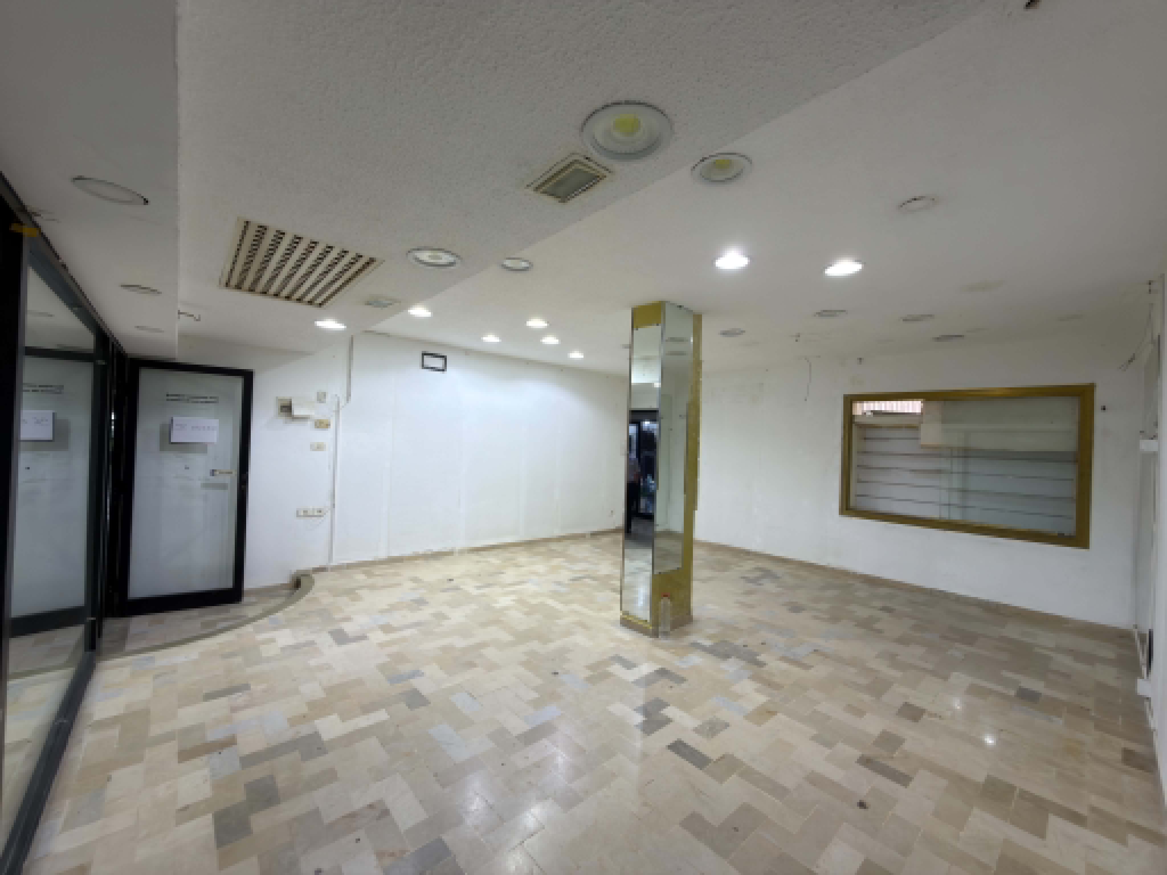 El Menzah&nbsp;El Menzah 9&nbsp;Location&nbsp;Surfaces&nbsp;Local de 35m � menzah 9 centre x