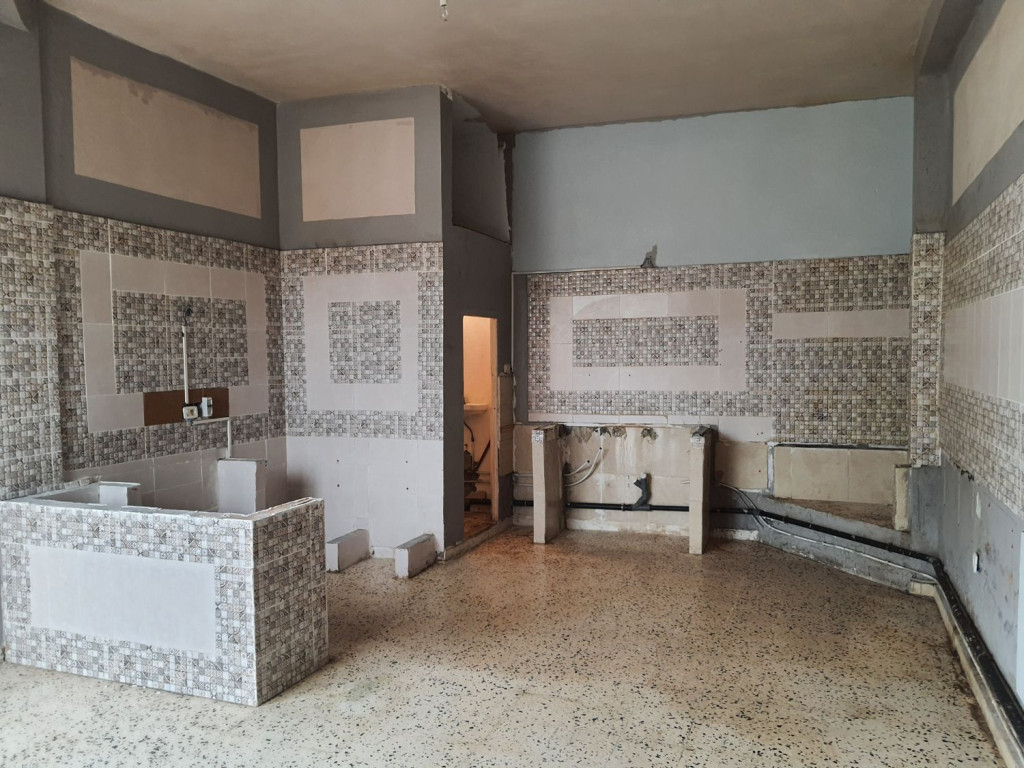 El Mourouj&nbsp;Cite El Mourouj 3 Bis&nbsp;Bureaux & Commerces&nbsp;Fond de Commerce&nbsp;Local commercial 30 m � � mourouj 6