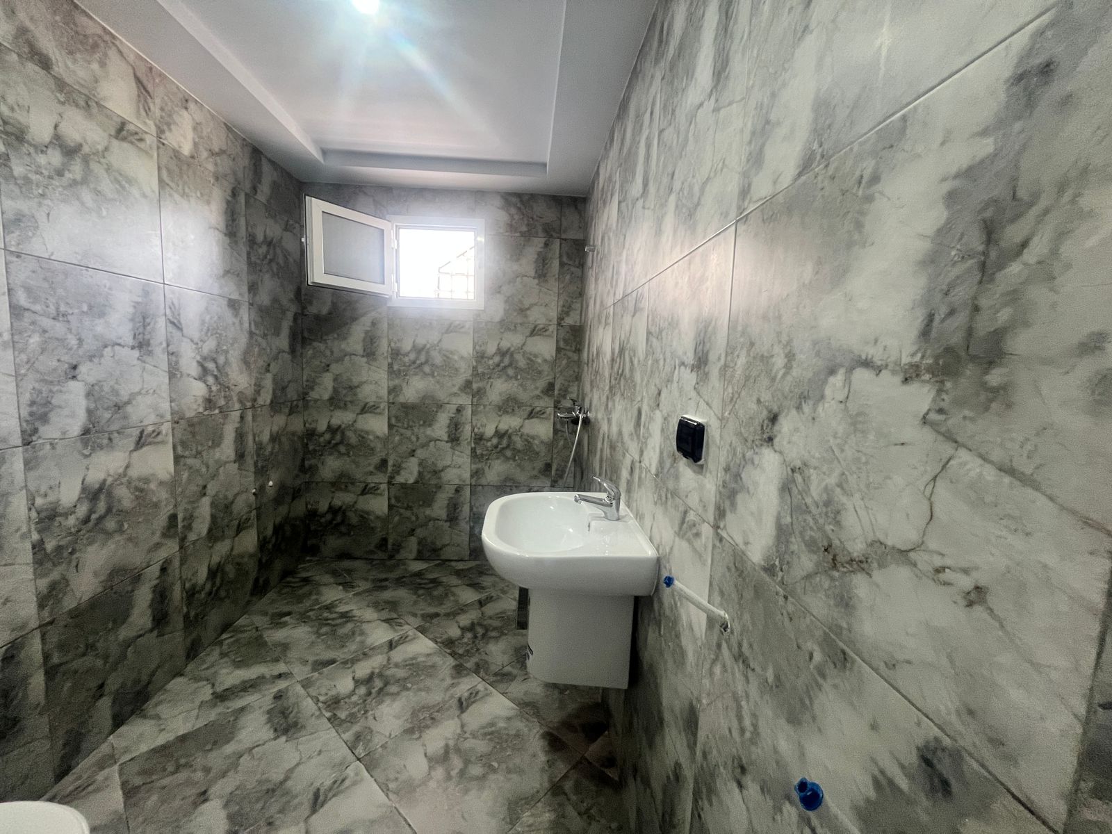 Hammamet&nbsp;Hammamet&nbsp;Location&nbsp;Appart. 2 pi�ces&nbsp;A l'ann�e un appartement s3