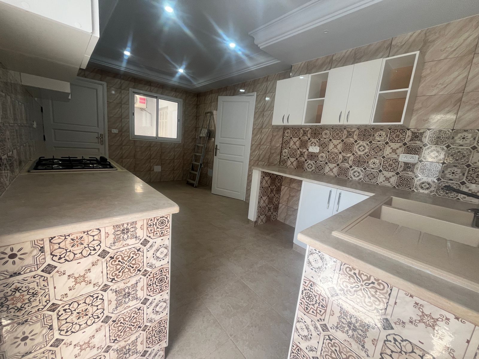 Hammamet&nbsp;Hammamet&nbsp;Location&nbsp;Appart. 2 pi�ces&nbsp;A l'ann�e un appartement s3