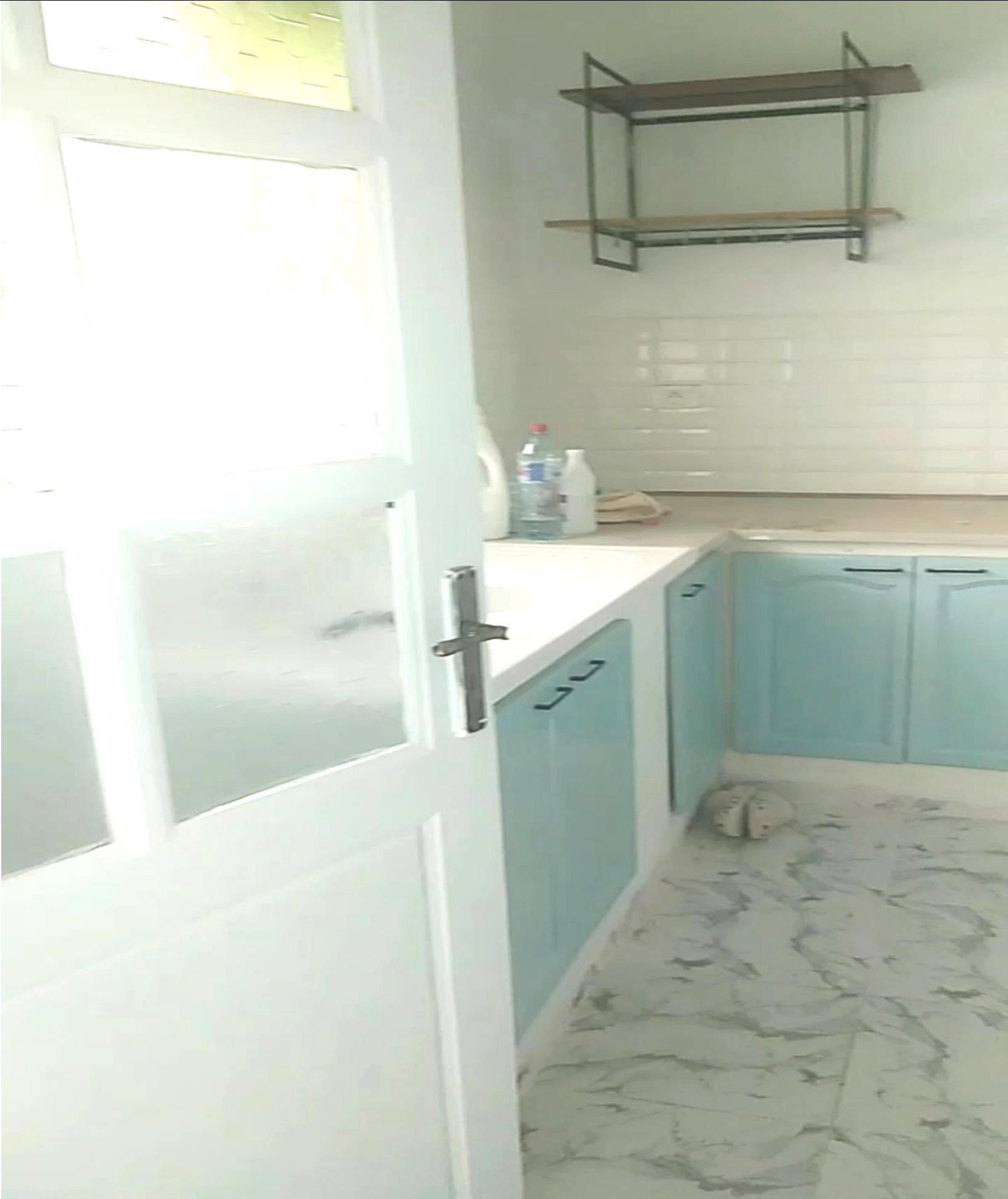 Raoued&nbsp;Cite Des Juges&nbsp;Vente&nbsp;Maisons&nbsp;Villa 2�me maison et 2 locaux