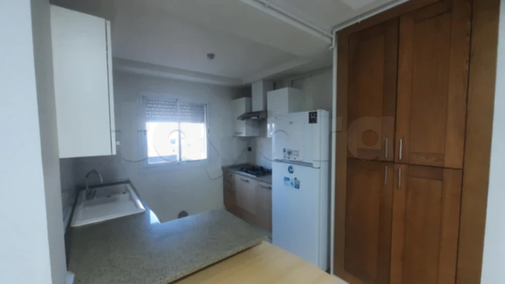 La Marsa&nbsp;Cite Bhar Lazreg&nbsp;Location&nbsp;Appart. 1 pi�ce&nbsp;S plus 1 meubl�e