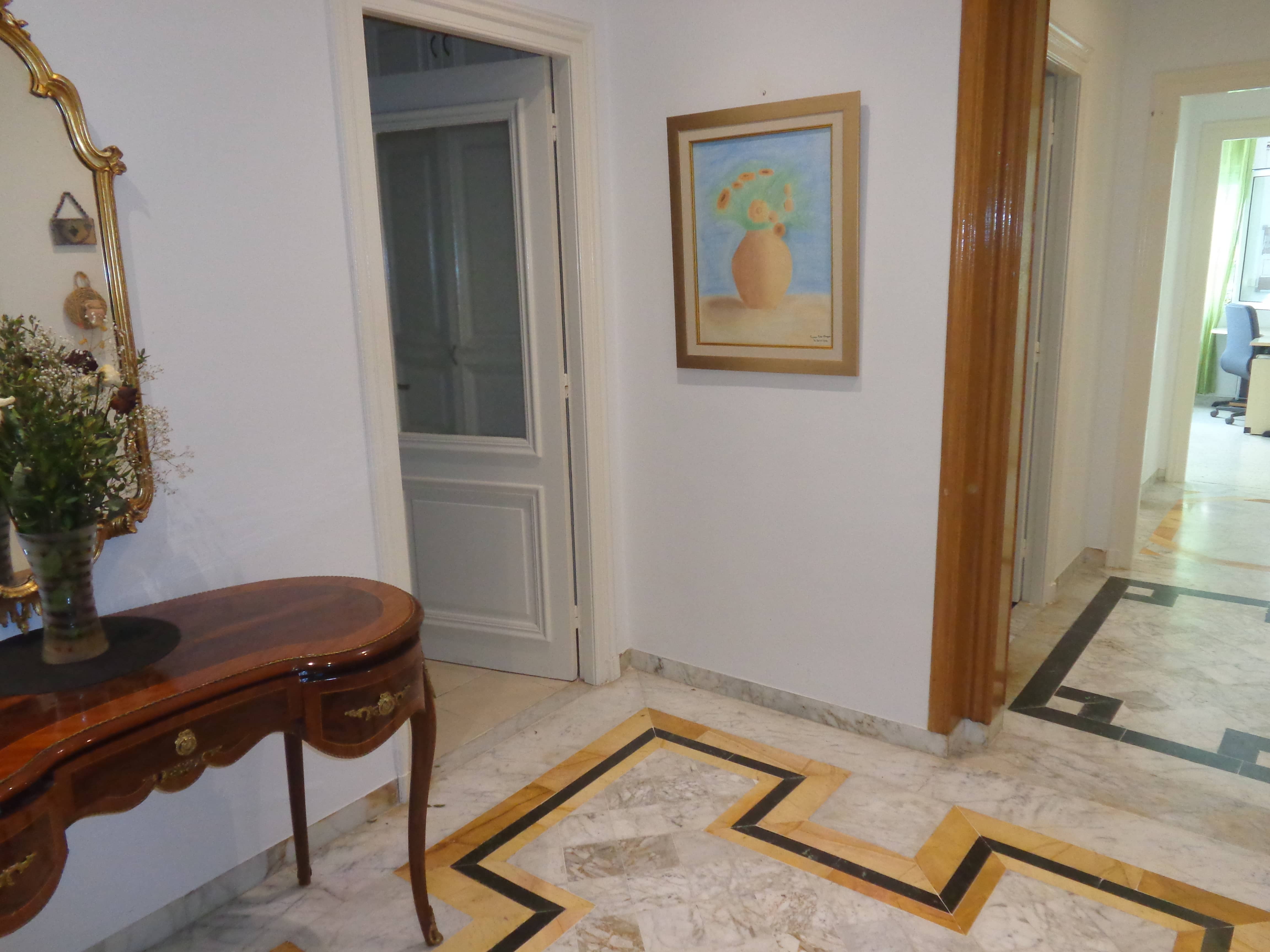 Ariana Ville&nbsp;Cite Ennasr 2&nbsp;Vente&nbsp;Appart. 4 pi�ces&nbsp;Rare s3 de standing c�t� samarons et amilcar