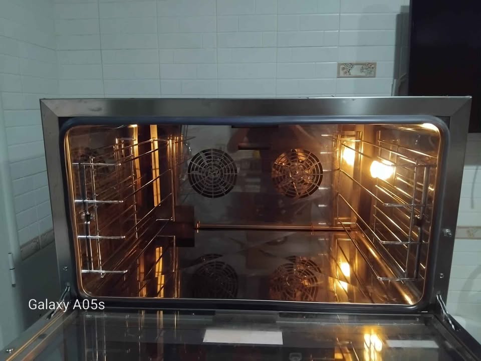Ettahrir&nbsp;Ettahrir 3&nbsp;Cuisini�re mixte&nbsp;Autre&nbsp;Four venix 4 plateaux