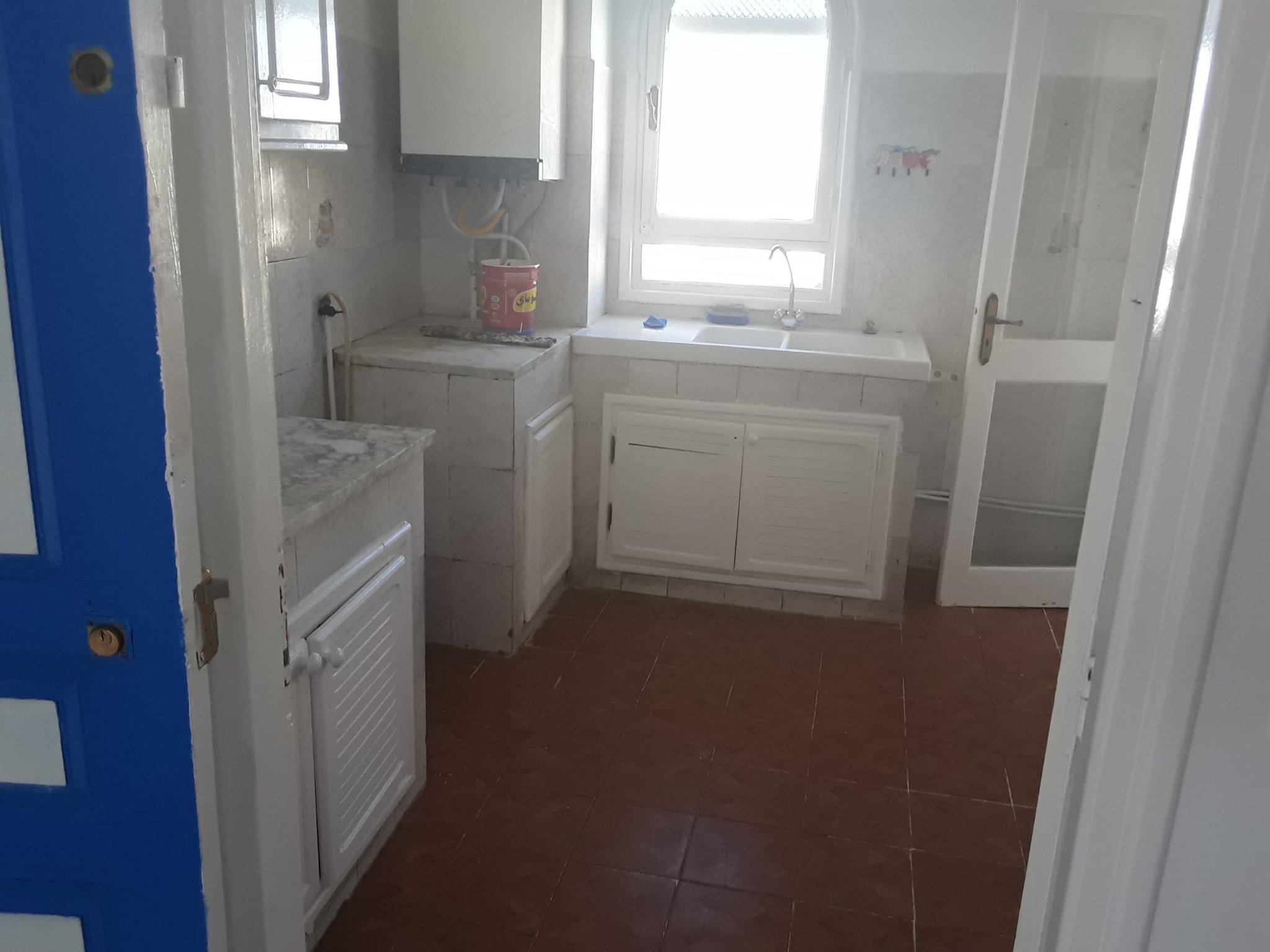 Ariana Ville&nbsp;Riadh Landlous&nbsp;Vente&nbsp;Appart. 4 pi�ces&nbsp;3 plus s tr�s propre et bonne orientation