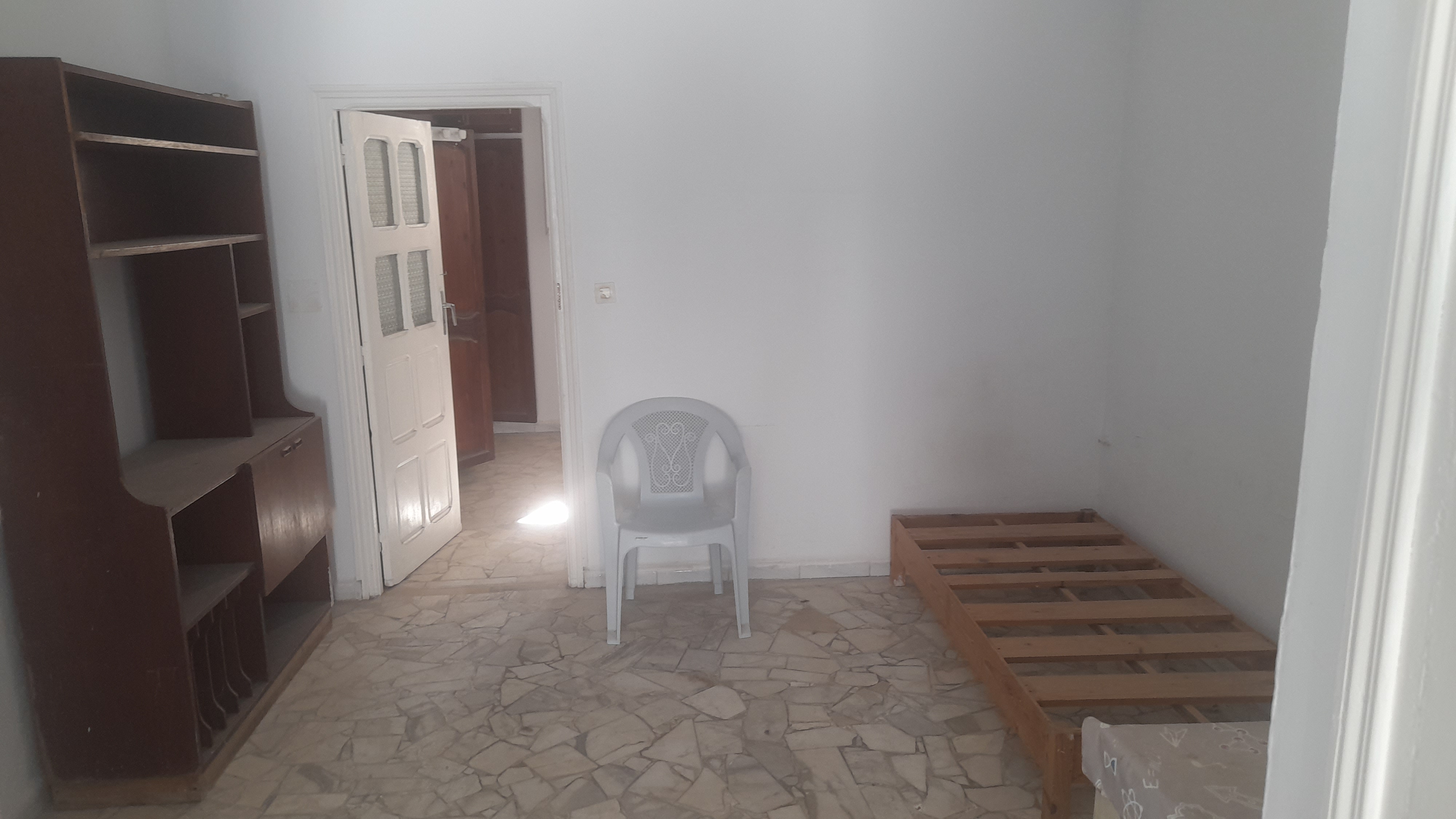 Raoued&nbsp;Cite El Ghazala 2&nbsp;Location&nbsp;Appart. 2 pi�ces&nbsp;Stdio pour etudiants