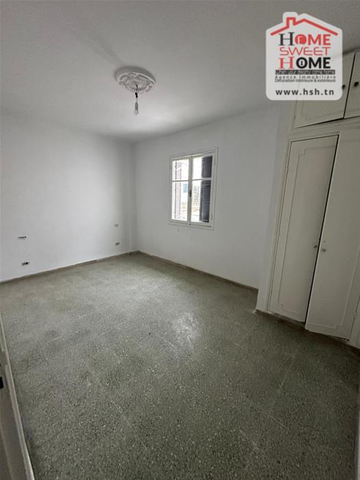 Bab Bhar&nbsp;Bab Bhar&nbsp;Vente&nbsp;Appart. 5 pi�ces+&nbsp;Immeuble eboria � beb laasal tunis