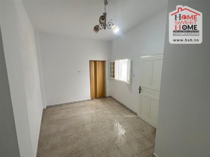 Bab Bhar&nbsp;Bab Bhar&nbsp;Vente&nbsp;Appart. 5 pi�ces+&nbsp;Immeuble eboria � beb laasal tunis