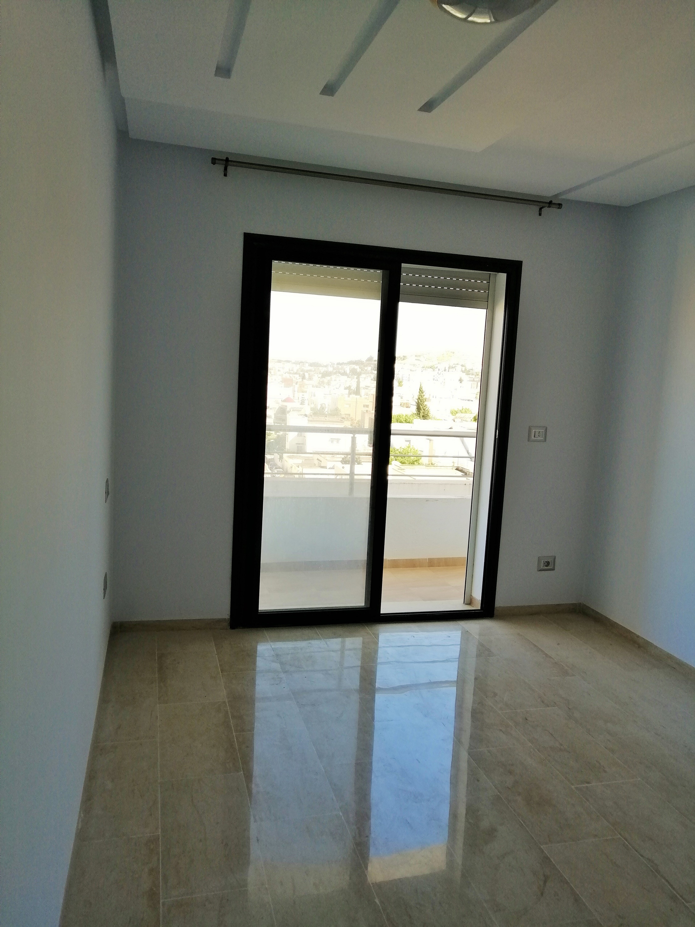 Raoued&nbsp;Cite El Ghazala 1&nbsp;Location&nbsp;Appart. 2 pi�ces&nbsp;Appartement s 1 haut standing technopole