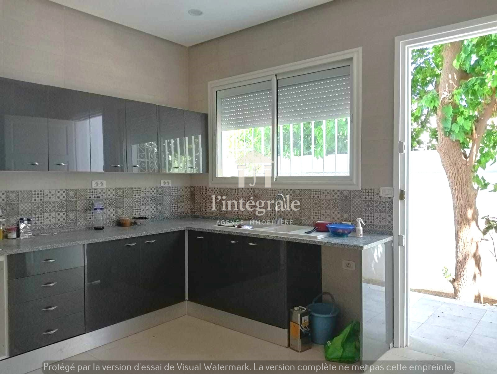 El Menzah&nbsp;Mutuelle Ville&nbsp;Location&nbsp;Maisons&nbsp;2s5 rdc villa bureau ou habitation