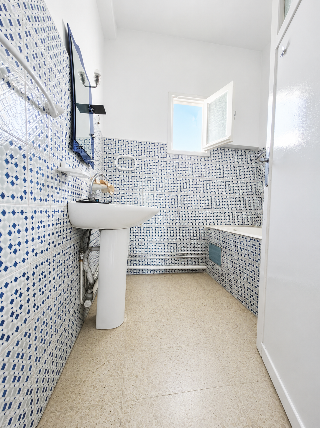 Nouvelle Medina&nbsp;Nouvelle Medina&nbsp;Vente&nbsp;Appart. 4 pi�ces&nbsp;A  appartement s3  nouvelle madina