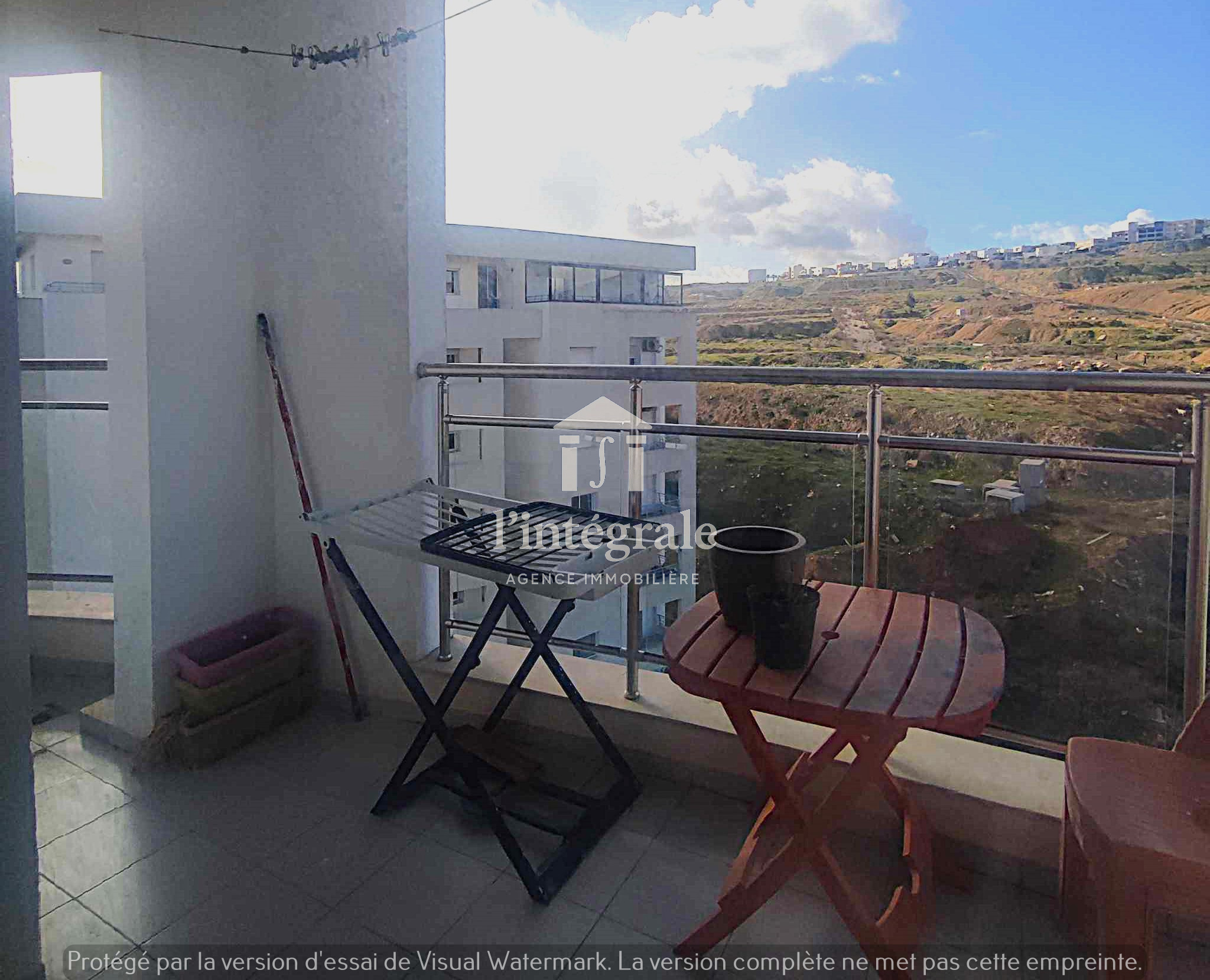 Ariana Ville&nbsp;Cite Ennasr 2&nbsp;Vente&nbsp;Appart. 3 pi�ces&nbsp;S2 haut standing avec parking et cellier