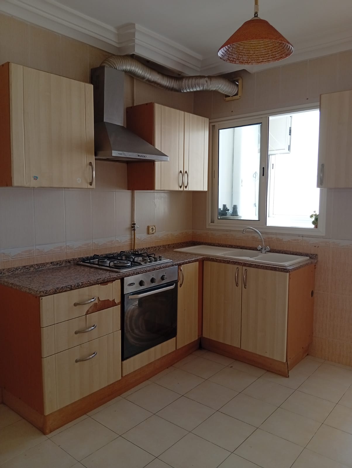 La Marsa&nbsp;El Aouina&nbsp;Vente&nbsp;Appart. 3 pi�ces&nbsp;Un appartement s2 � cit� wahat l'aouina