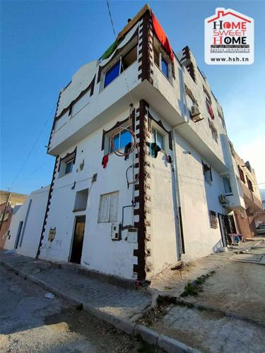 Hammam Lif&nbsp;Hammam Lif&nbsp;Vente&nbsp;Appart. 5 pi�ces+&nbsp;Immeuble nalani � hammam lif