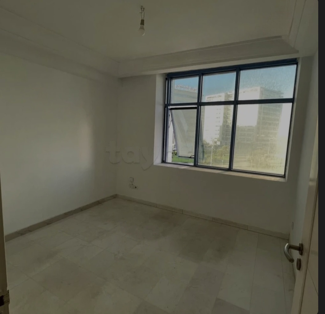 Cite El Khadra&nbsp;Zone urbaine nord&nbsp;Location&nbsp;Appart. 4 pi�ces&nbsp;Appartement s plus 4 au centre urbain nord