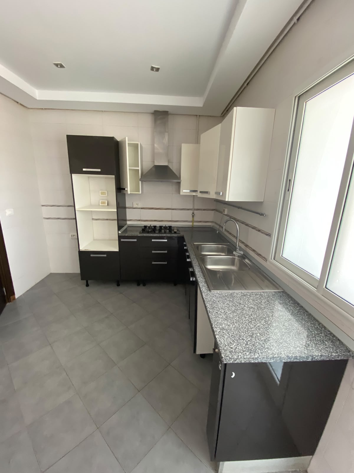 Sousse Jaouhara&nbsp;Sousse Khezama&nbsp;Vente&nbsp;Appart. 4 pi�ces&nbsp;Bel appt s3 kh�zama est sousse