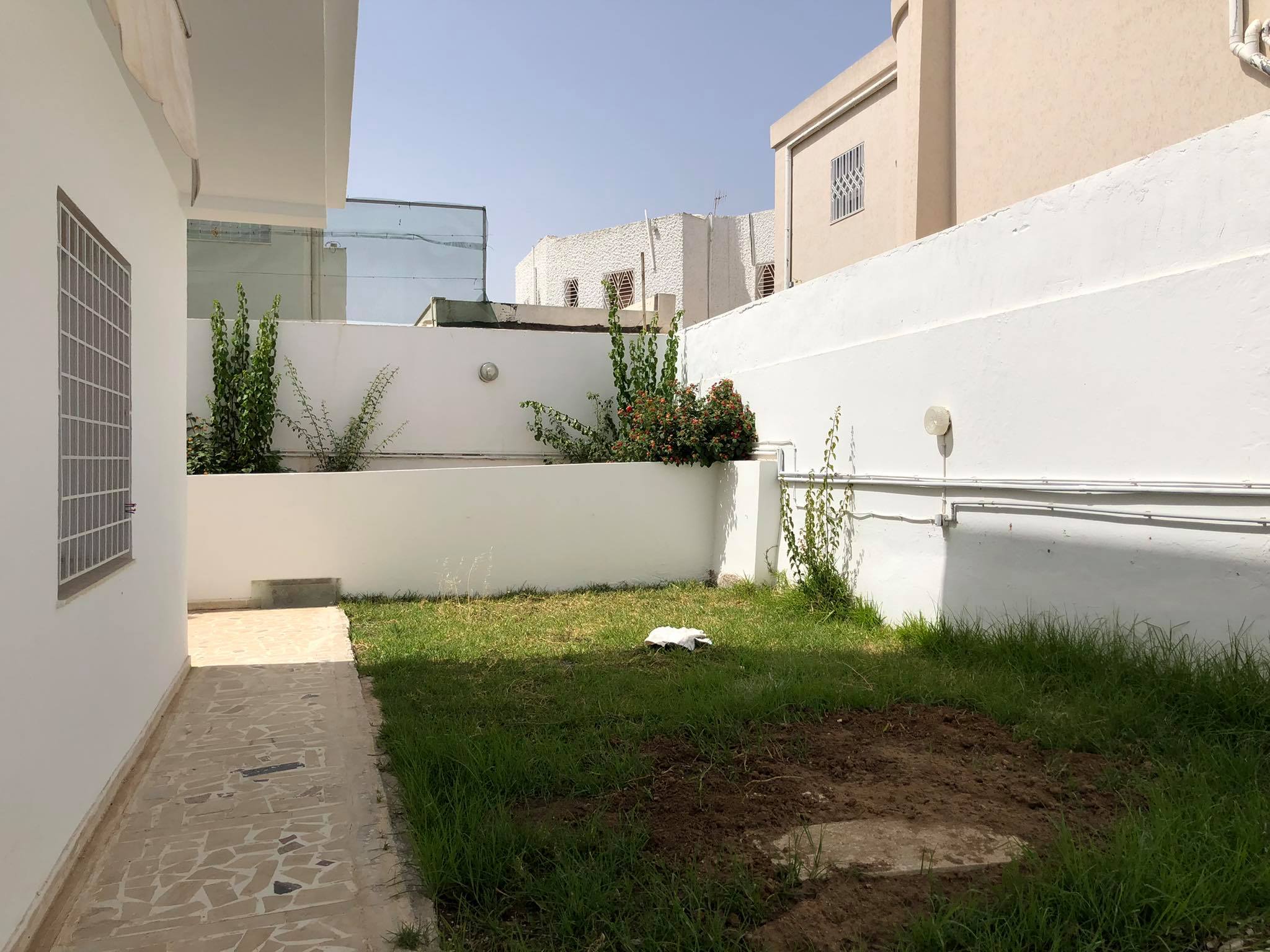 El Menzah&nbsp;El Menzah 9&nbsp;Location&nbsp;Maisons&nbsp;Villa s5 avec jardin � menzah 9a