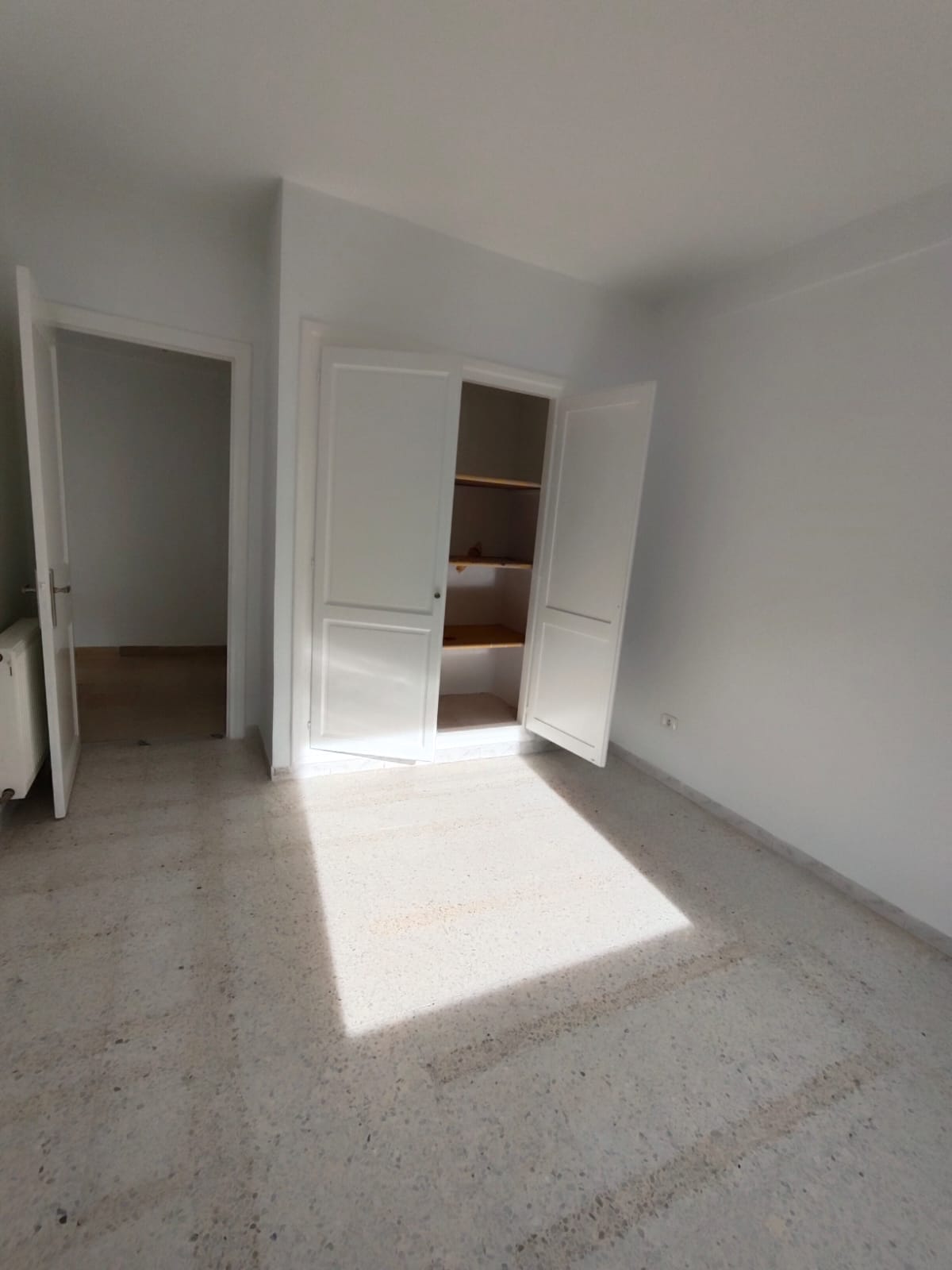 La Marsa&nbsp;El Aouina&nbsp;Vente&nbsp;Appart. 3 pi�ces&nbsp;Jardin aouina vnt s2