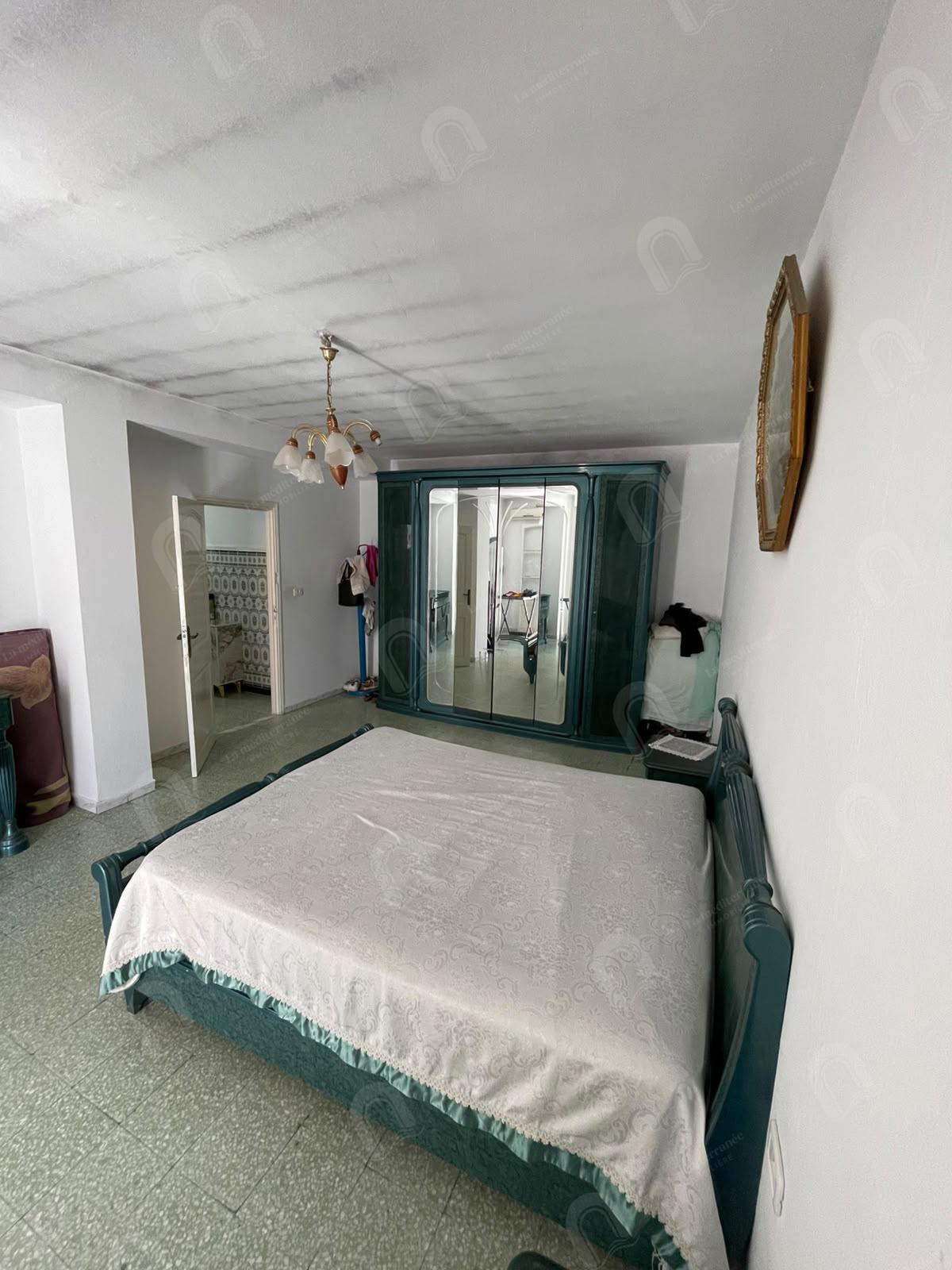 Le Bardo&nbsp;Le Bardo&nbsp;Vente&nbsp;Appart. 4 pi�ces&nbsp;Etage de villa 2s2 hst au bardo hedi haker