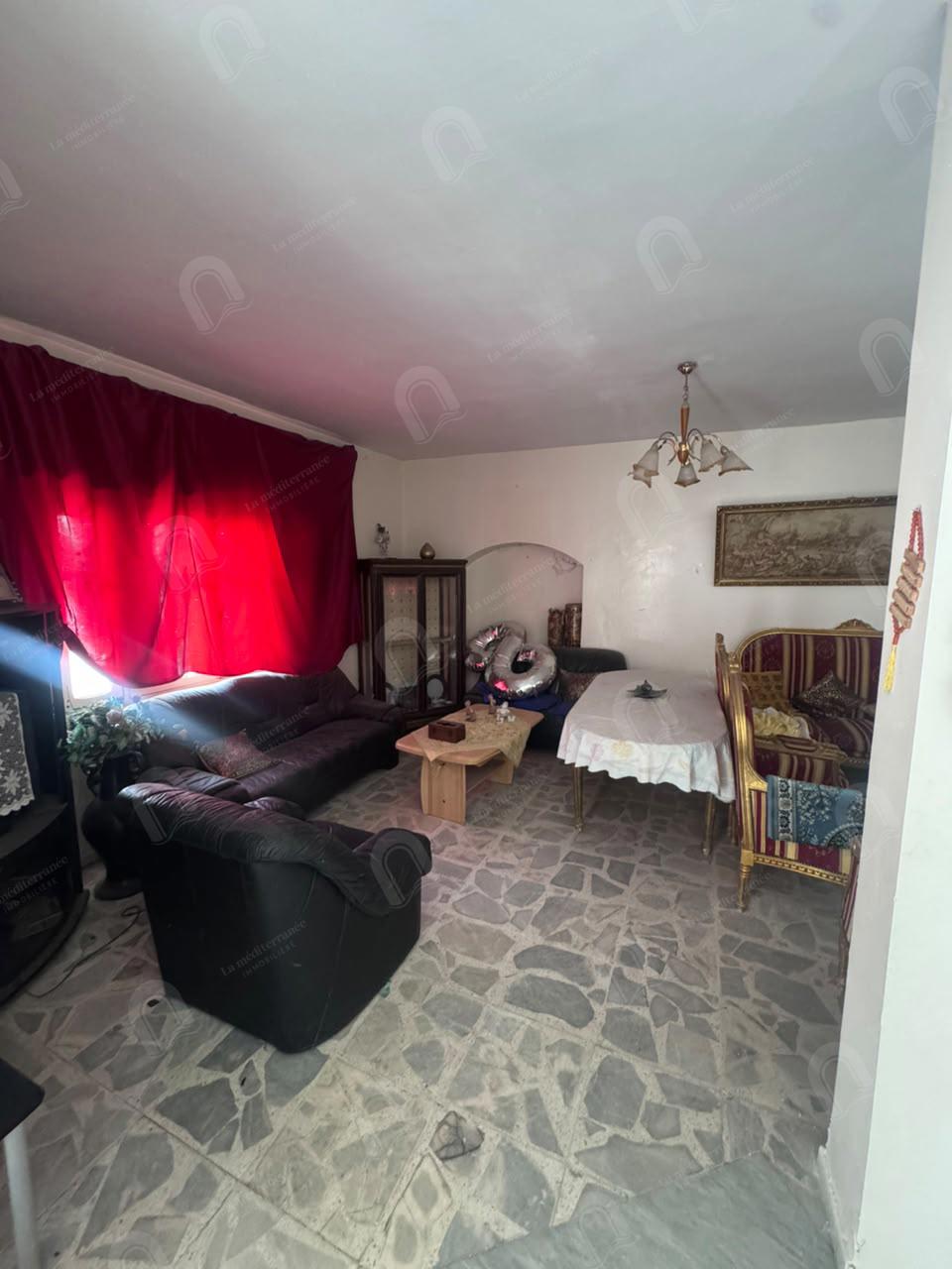 Le Bardo&nbsp;Le Bardo&nbsp;Vente&nbsp;Appart. 4 pi�ces&nbsp;Une villa d'angle sur deux niveau