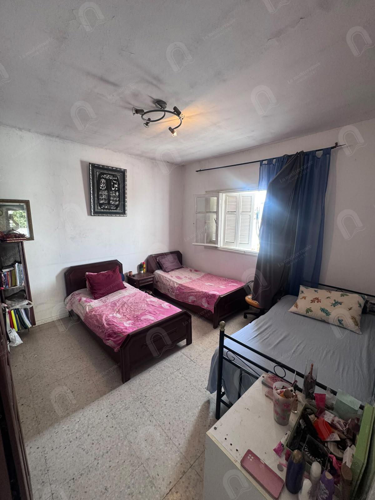 Le Bardo&nbsp;Le Bardo&nbsp;Vente&nbsp;Appart. 4 pi�ces&nbsp;Une villa d'angle sur deux niveau