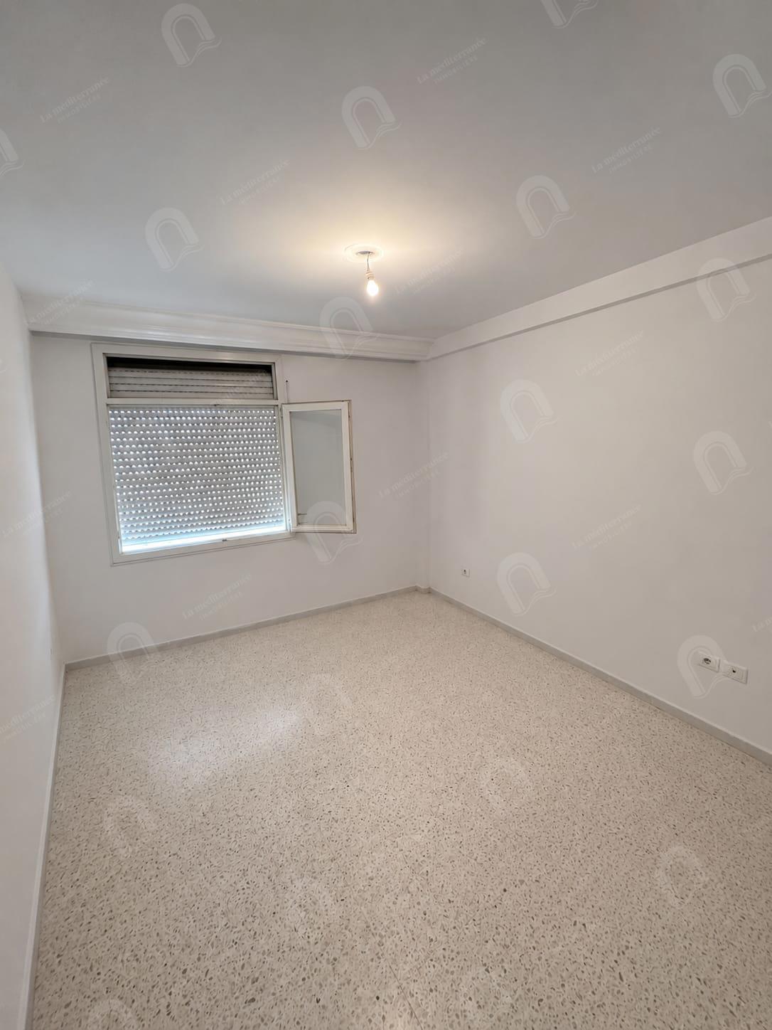Le Bardo&nbsp;Le Bardo&nbsp;Vente&nbsp;Appart. 2 pi�ces&nbsp;Appartement s2 situ� au rdc au bardo 2 ras tabia