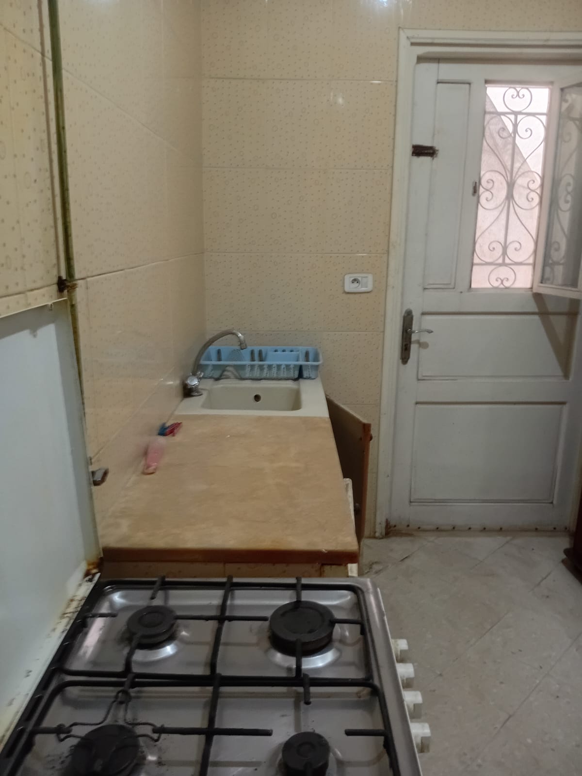 Sidi El Bechir&nbsp;Monfleury&nbsp;Location&nbsp;Appart. 3 pi�ces&nbsp;2 apparts meubl�s