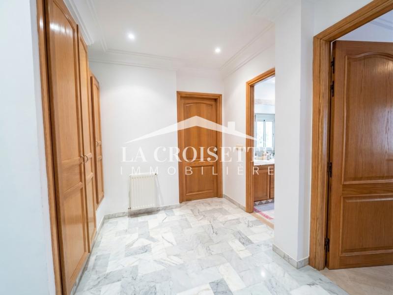 La Marsa&nbsp;Cite El Moustakbel (La Marsa)&nbsp;Location&nbsp;Maisons&nbsp;Triplex s4 � la marsa mtrl0079