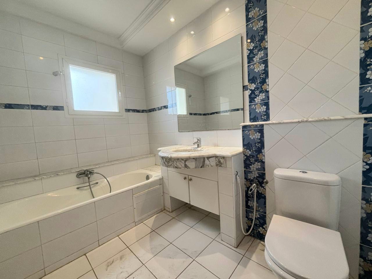 Ain Zaghouan&nbsp;Ain Zaghouan&nbsp;Vente&nbsp;Appart. 3 pi�ces&nbsp;Un s3 a ain zaghouan nord