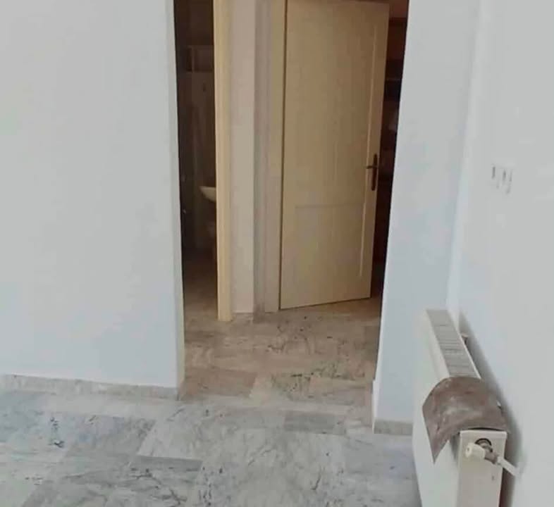 La Marsa&nbsp;El Aouina&nbsp;Location&nbsp;Appart. 2 pi�ces&nbsp;Appartement meubl� cit� wahat s1